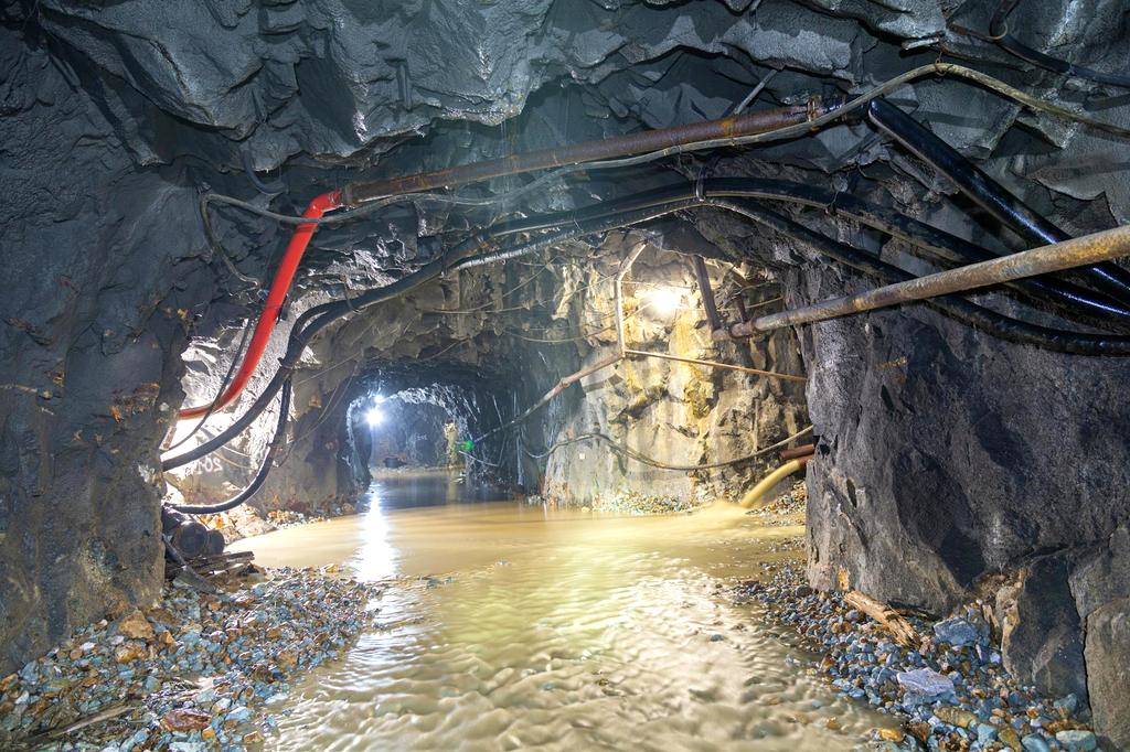 Underground Robotics for Mining